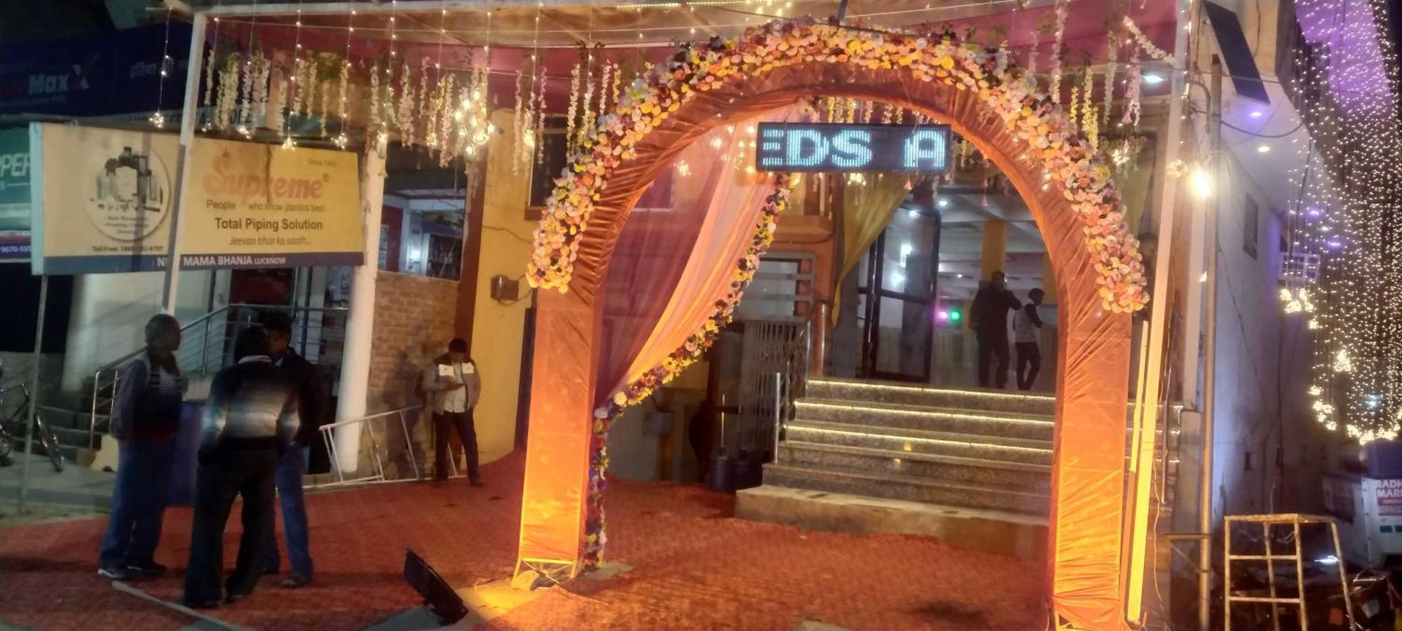 Oyo Hotel Radhe Krishna Marriage Hall ลัคเนา ภายนอก รูปภาพ